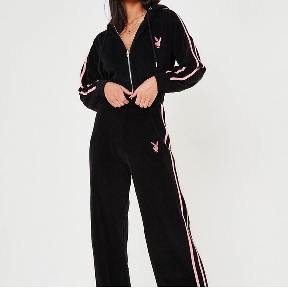 PLAYBOY X MISSGUIDED black velour cropped hoodie - Picture 3 of 6